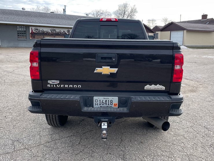 #4000-•-2019-chevy-silverado-high-country-pickup-(has-wi-title)-image-6