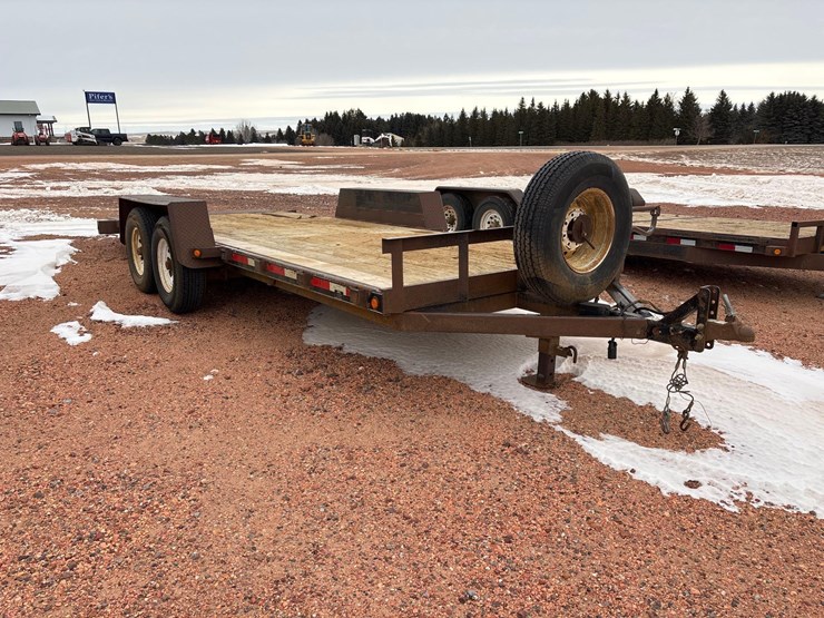 2010-abu-trailer-image-2