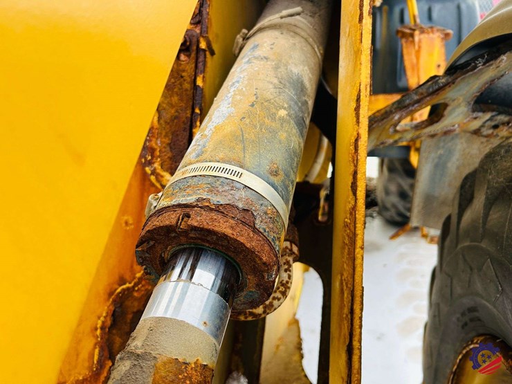 caterpillar-914m-image-43