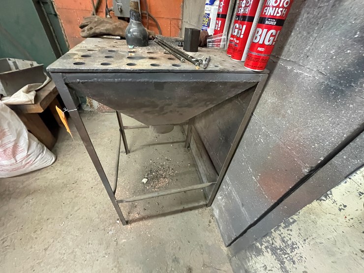 #5955-•-work-table-image-3