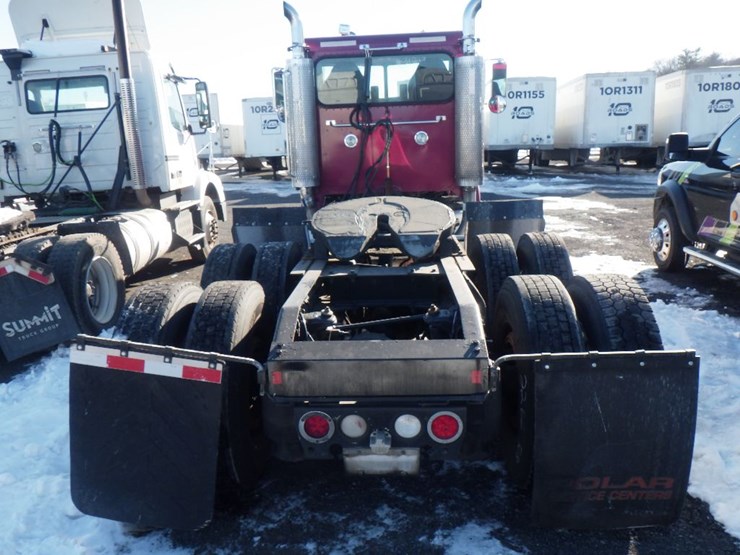 2007-peterbilt-378-image-8