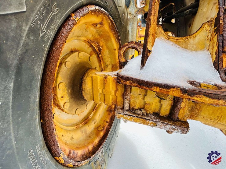 caterpillar-914m-image-55