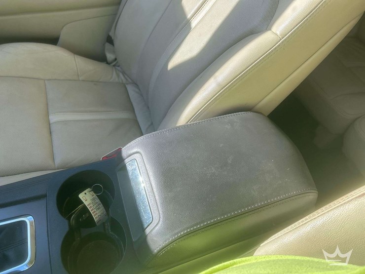 2016-lincoln-mkt-image-20