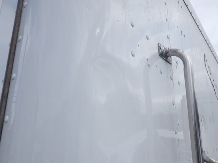 2014-peterbilt-386-image-16