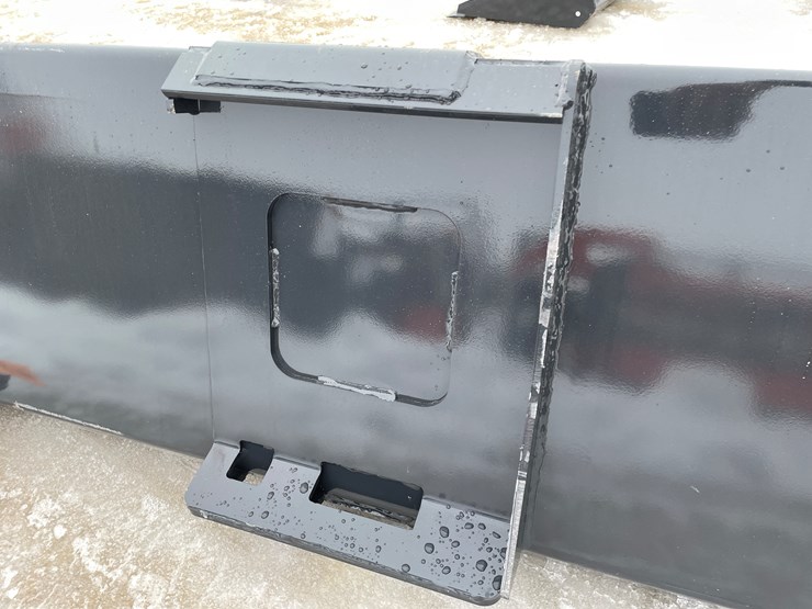 #2343-•-wolverine-universal-mount-track-duty-bucket-image-16