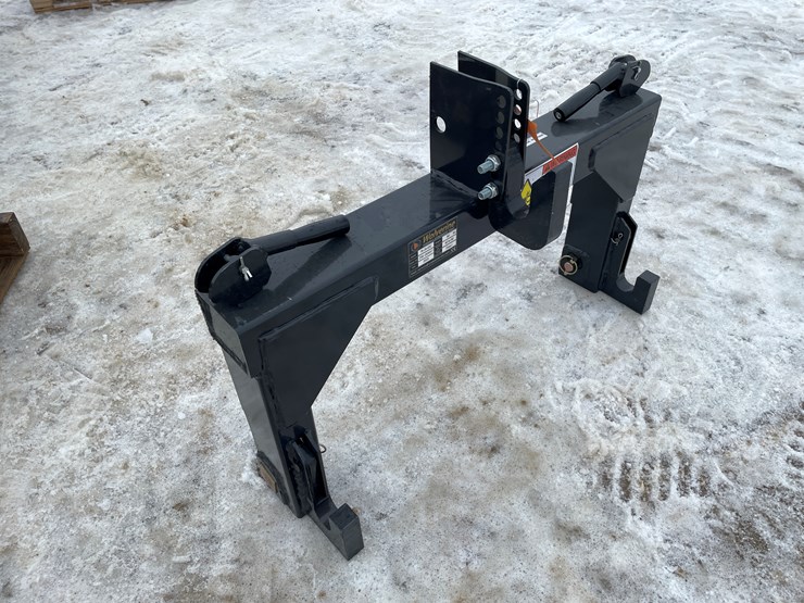 #2361-•-wolverine-class-one-tractor-quick-hitch-image-3