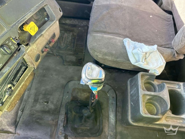 2003-sterling-l8500-image-16