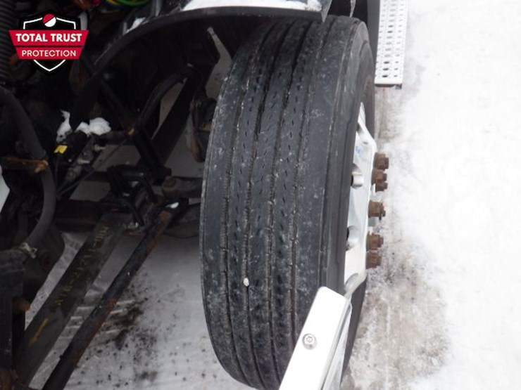 2020-freightliner-cascadia-116-image-20