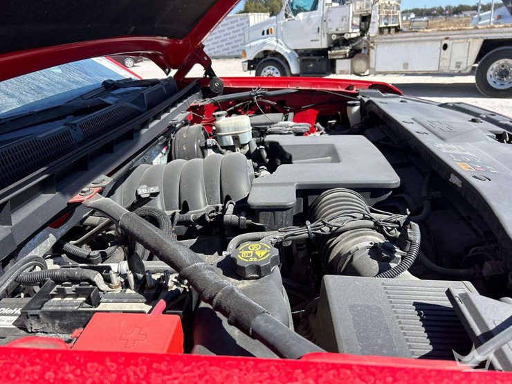 2016-chevrolet-silverado-1500-image-8