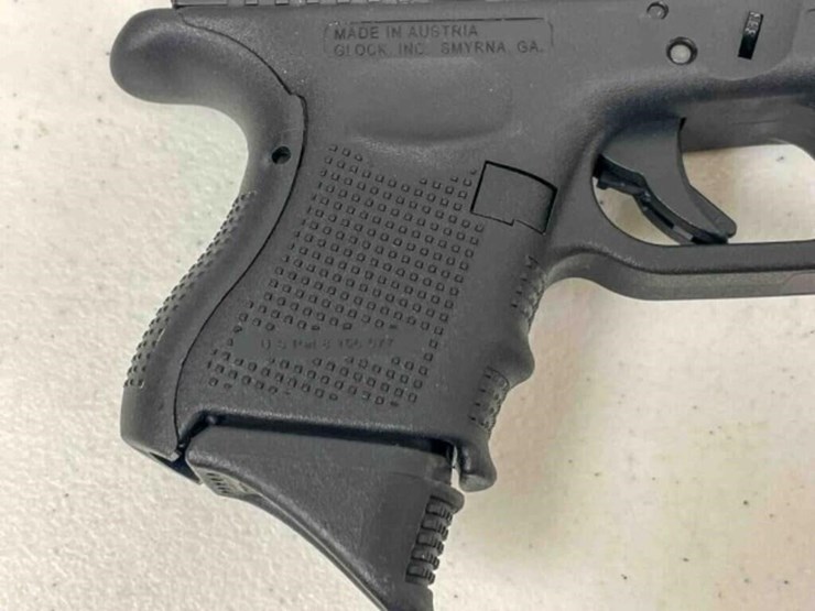 glock-pistol-image-6