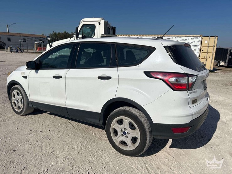 2017-ford-escape-image-4