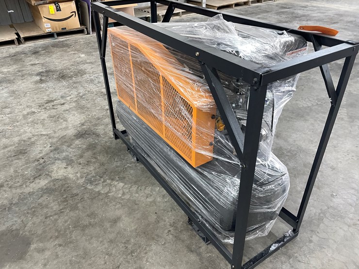 #2301-•-land-honor-40-gallon-2-stage-truck-mounted-air-compressor-image-4