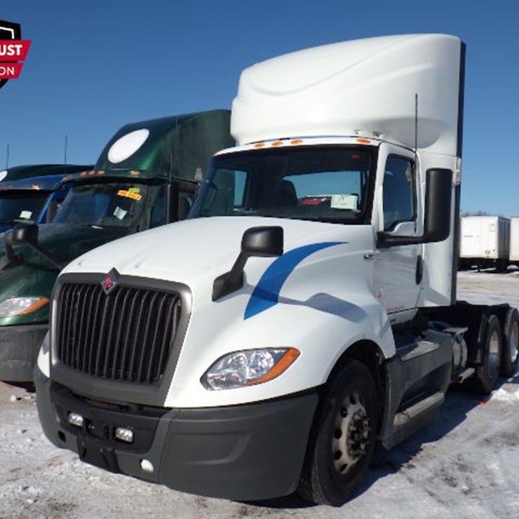 2020 INTERNATIONAL LT