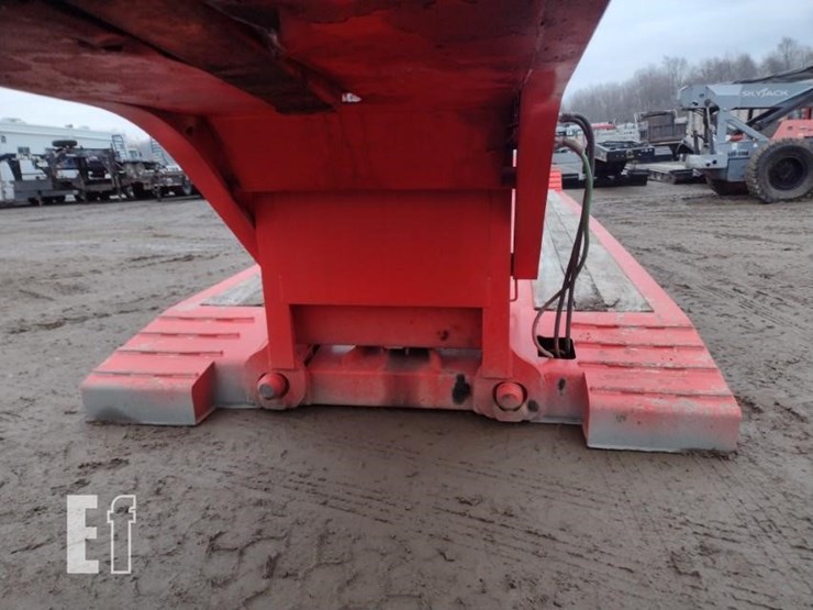 2009-axle-25-ft-image-7