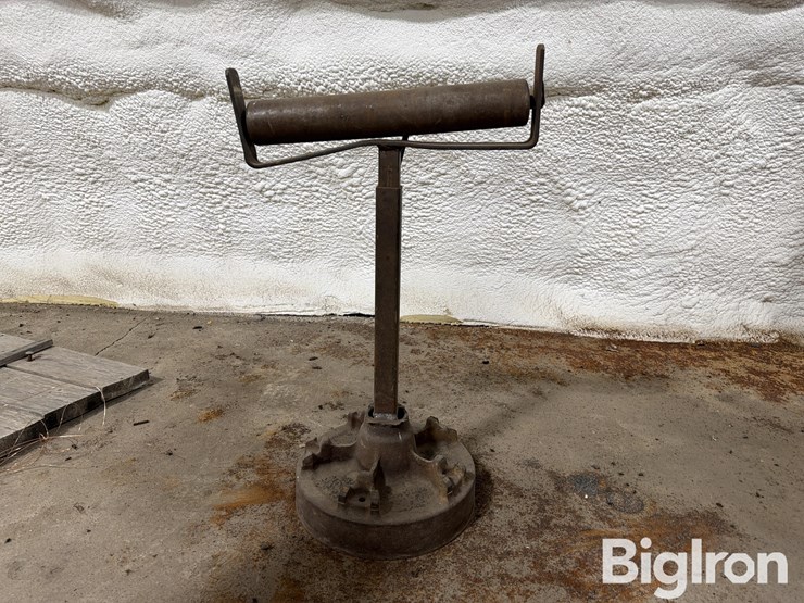 2023-ellis-1600-mitre-band-saw-image-16