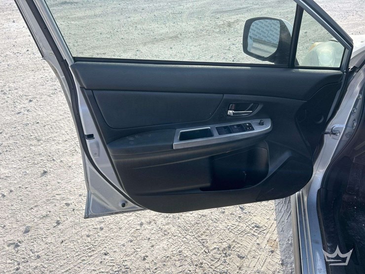 2014-subaru-crosstrek-image-11