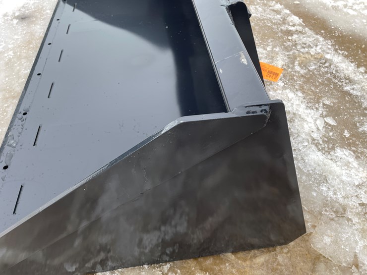 #2342-•-wolverine-universal-mount-track-duty-bucket-image-10