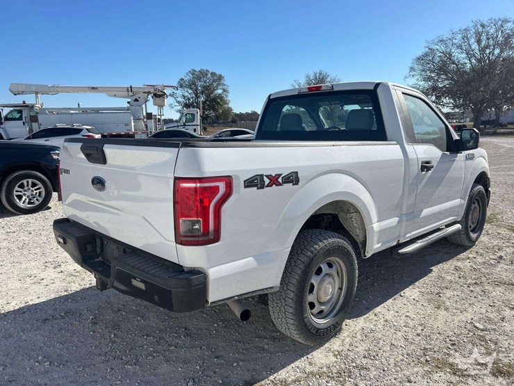 2017-ford-f150-image-3