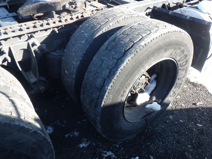 2016-international-8600-image-5