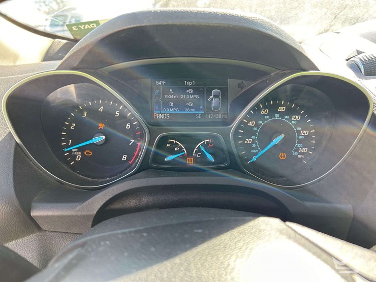 2013-ford-escape-image-16