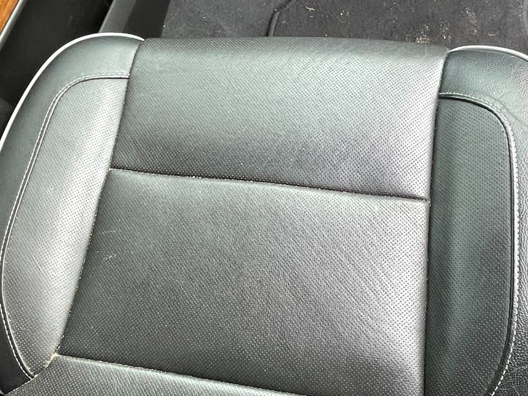 #4000-•-2019-chevy-silverado-high-country-pickup-(has-wi-title)-image-60