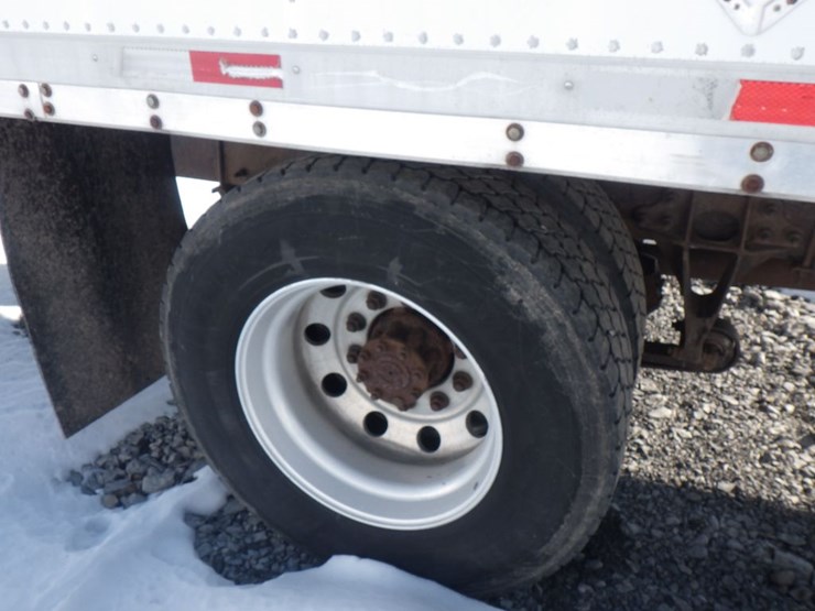 2011-international-durastar-4300-image-4