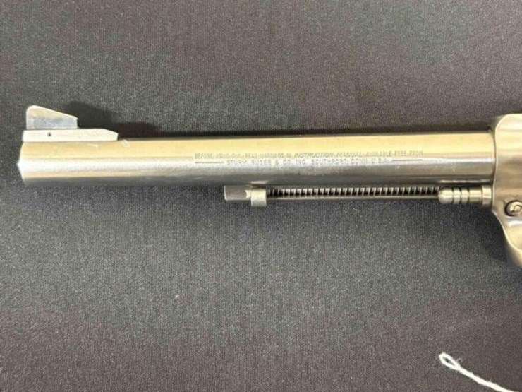ruger---super-blackhawk-.44-mag-revolver-image-4