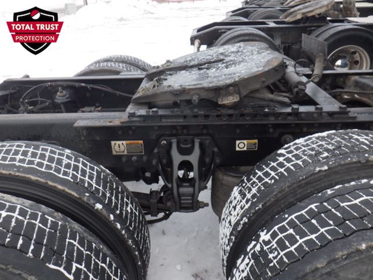 2022-kenworth-t680-image-6