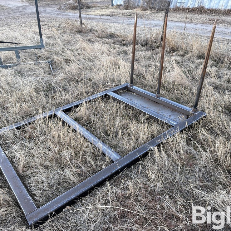 Euro Mount Bale Fork