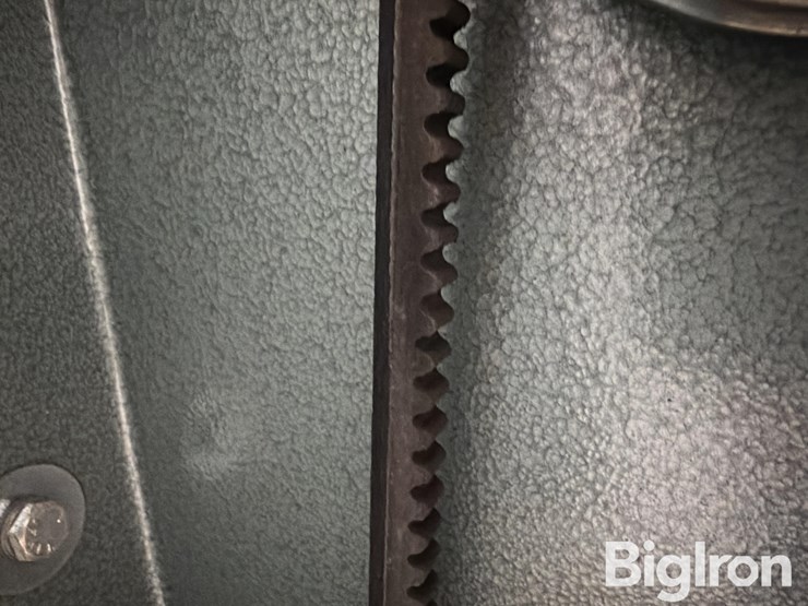 2023-ellis-1600-mitre-band-saw-image-9