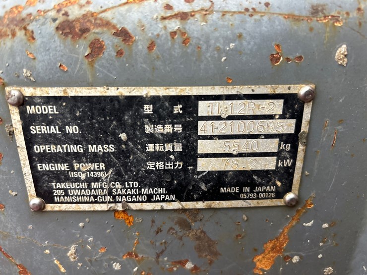 2017-takeuchi-tl12r2-image-13