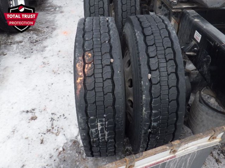 2022-kenworth-t680-image-17