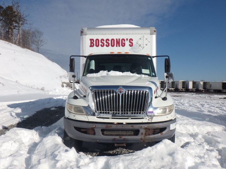 2011-international-durastar-4300-image-2