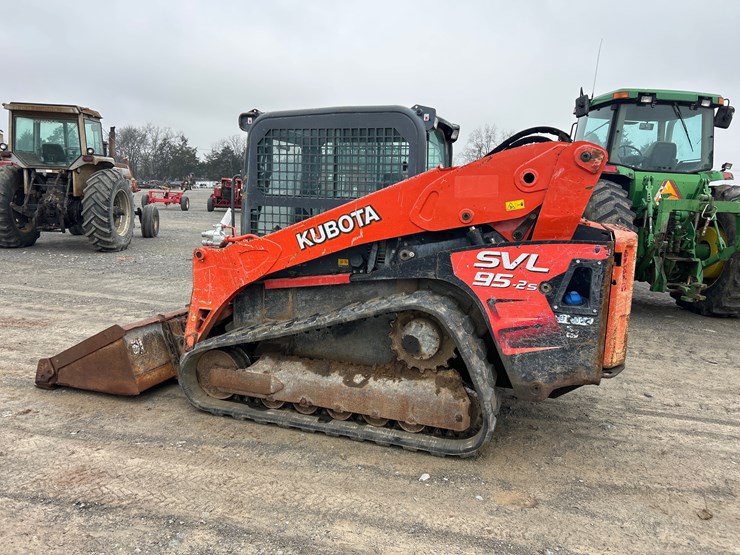 2019-kubota-svl95-2s-image-2