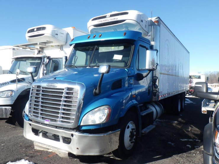 2019-freightliner-cascadia-113-image-1