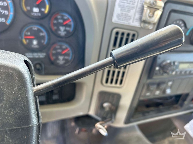 2013-international-workstar-7400-image-16