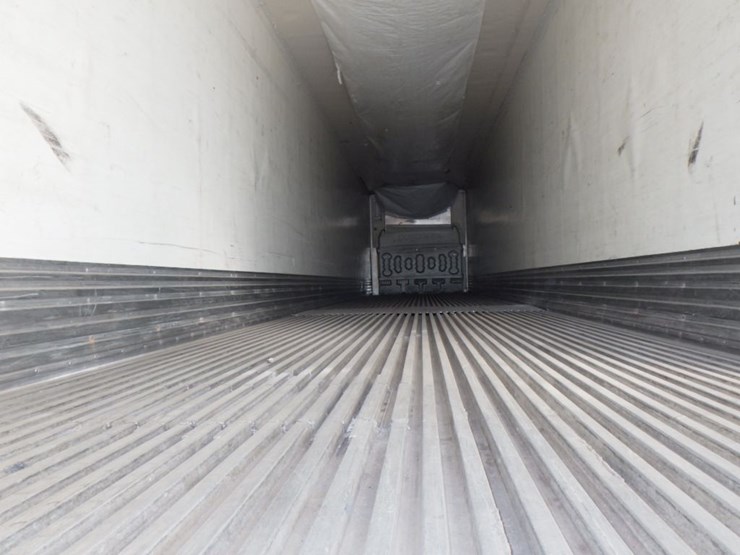 2011-great-dane-super-seal-image-17