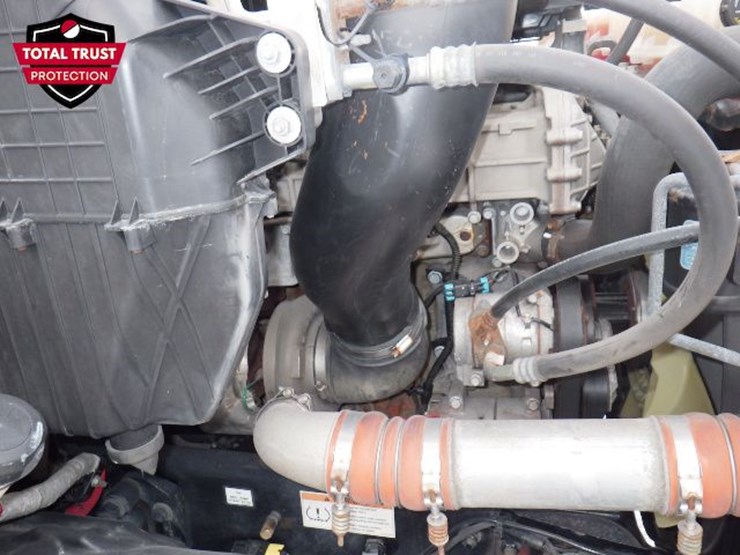 2021-freightliner-cascadia-116-image-22