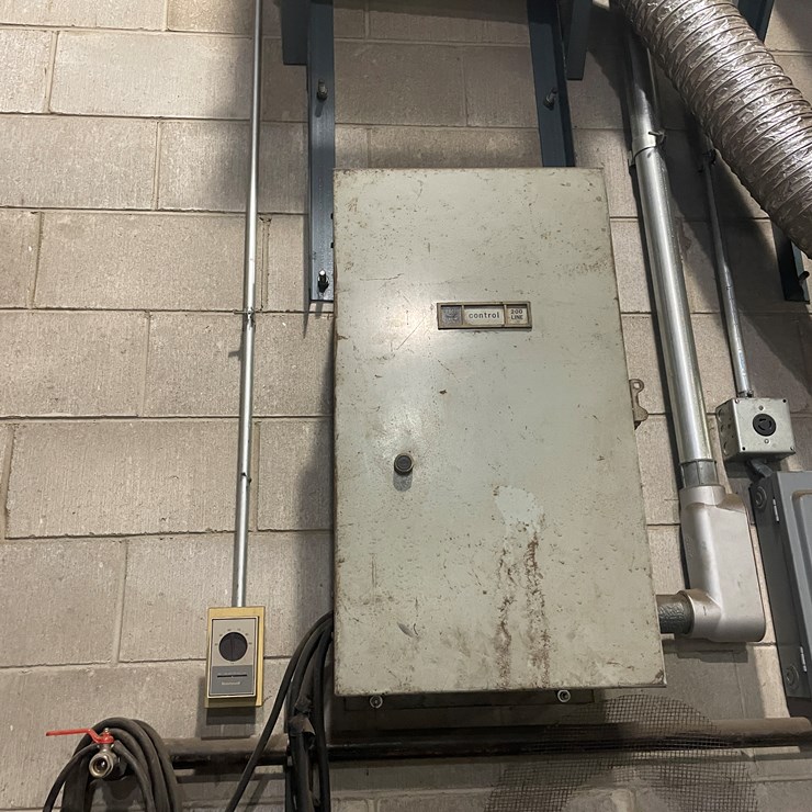 #5909 • GE Transformer