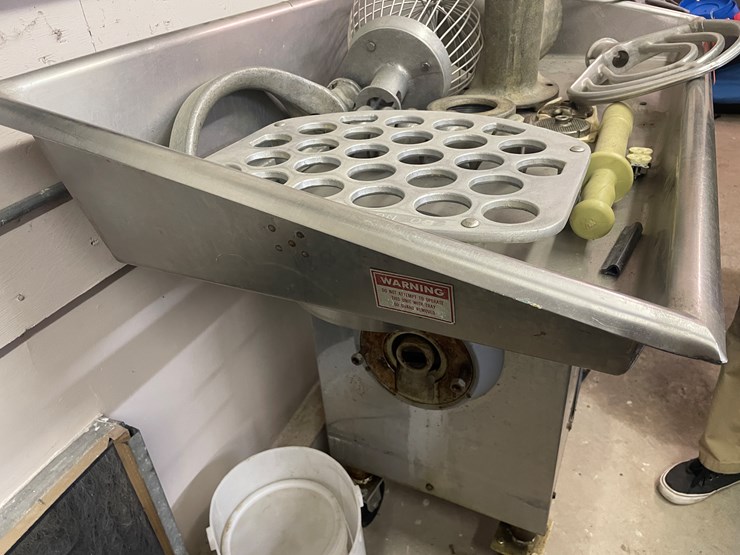 #4013-•-biro-commercial-meat-grinder-image-8