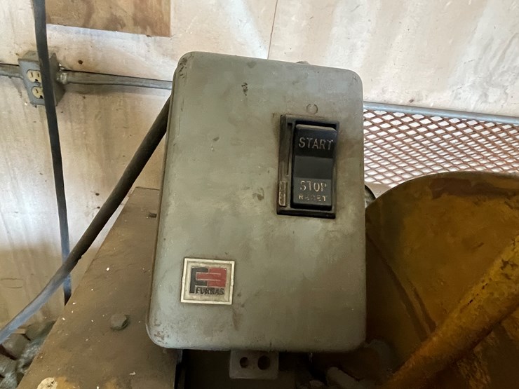 #5916-•-everett-industries-metal-chop-saw-image-11