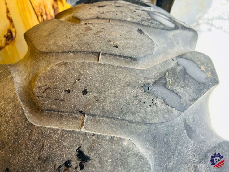 caterpillar-914m-image-23