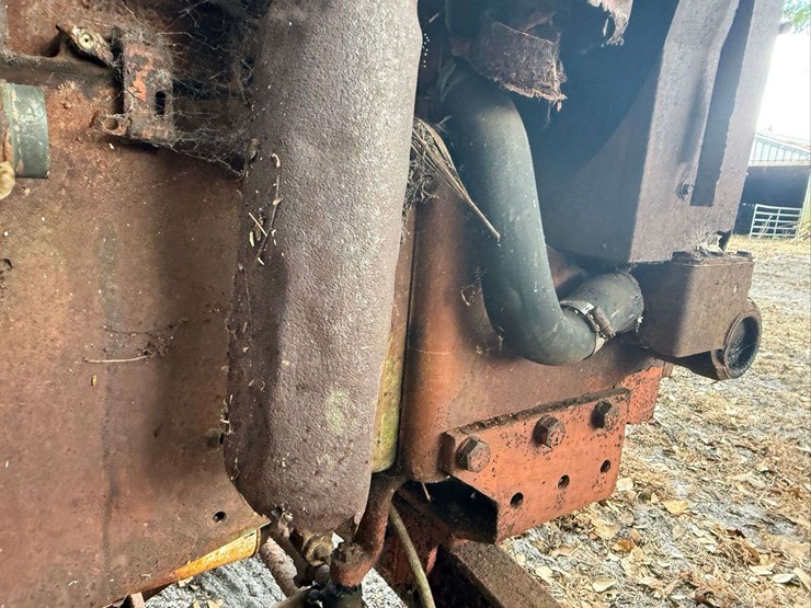 minneapolis-moline-lp-orchard-tractor-image-10