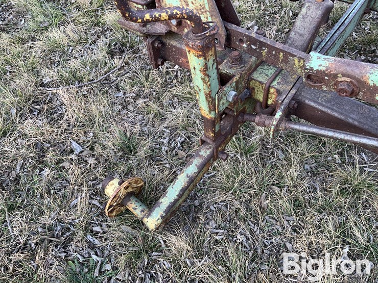 john-deere-chisel-plow-sweep-image-9