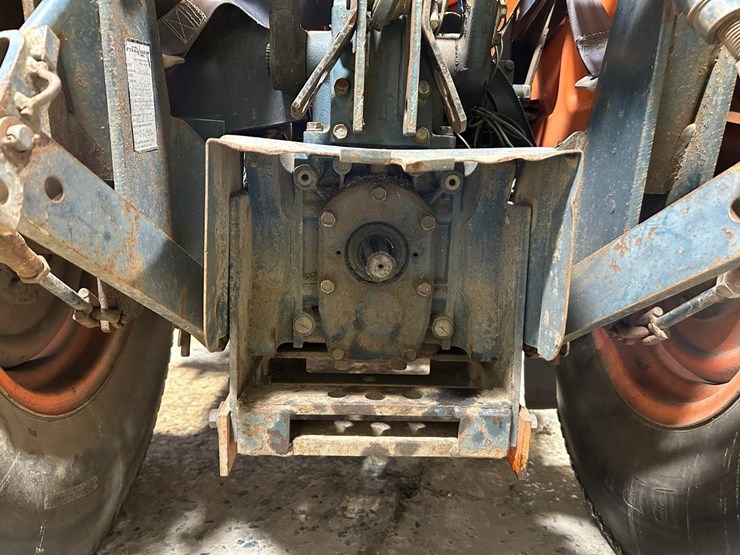 kubota-b8200-image-17