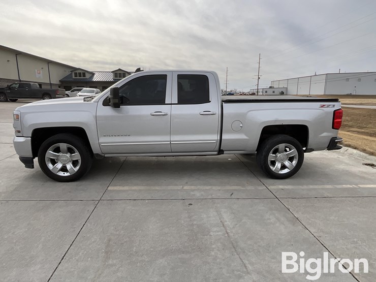2017-chevrolet-silverado-1500-z71-image-8
