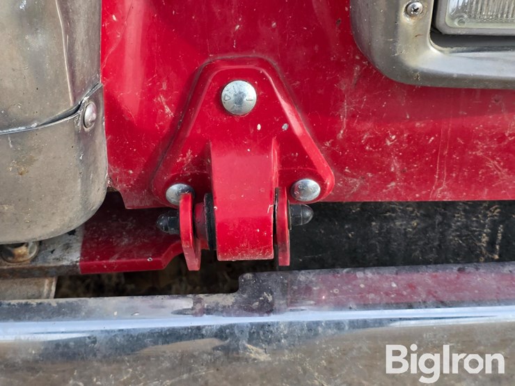 1984-international-f-4370-image-13