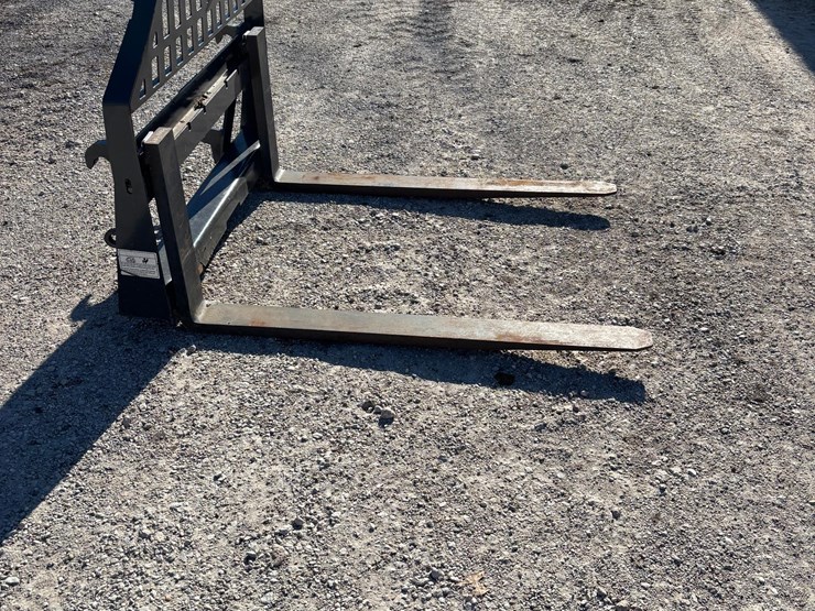 john-deere-444h-image-3