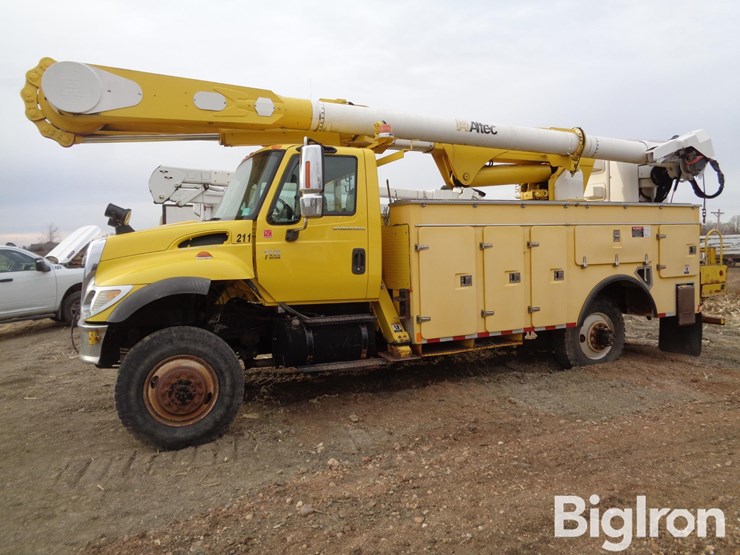 2007-international-7400-image-8