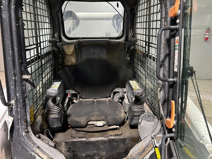 2023-bobcat-t770-image-20